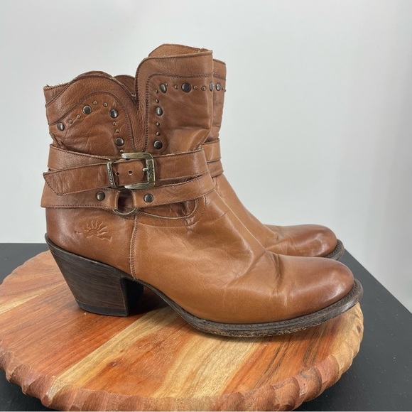 Rio Grande boot company studded leather booties Sz 27 US 10 buckle detail - Picture 1 of 10
